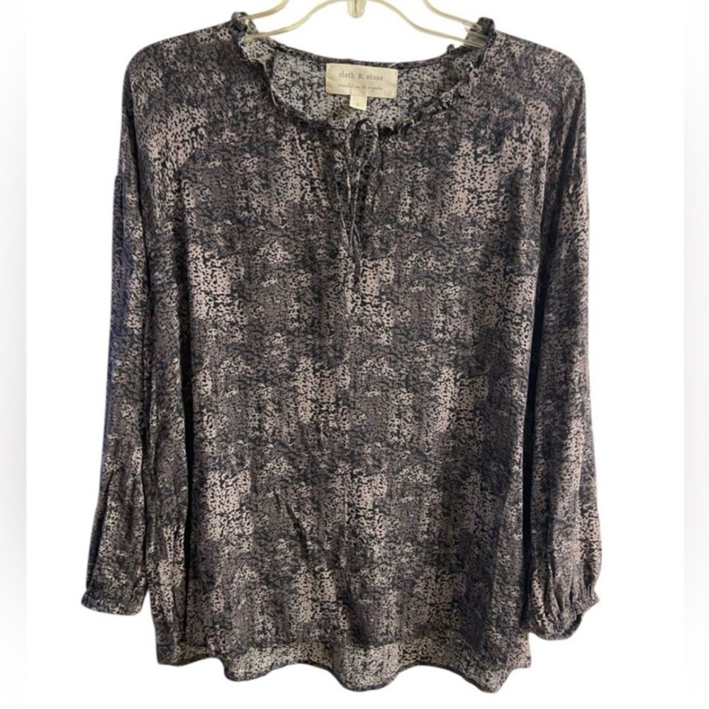 Cloth & Stone Monochrome Patterned Blouse pop over large